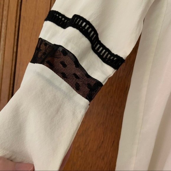 JCrew Lace & Silk Blouse Flutter Sleeve Cream - Picture 5 of 6